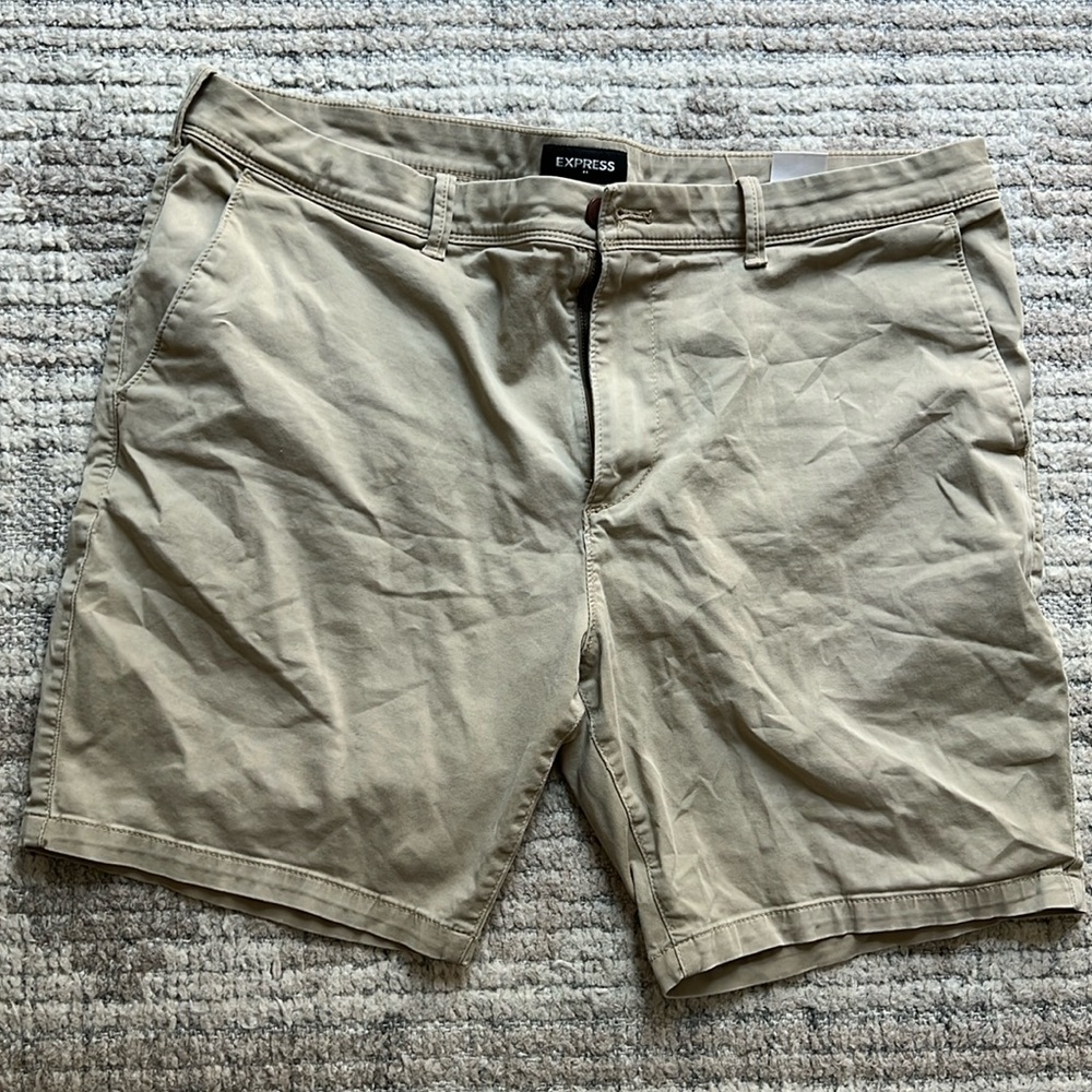 Express Men’s khaki shorts, size 38